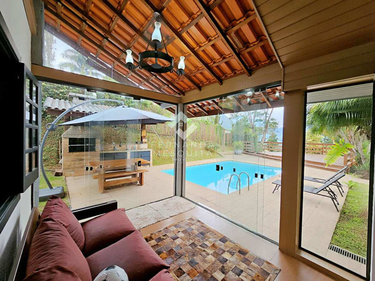  - Casa em condomínio Green Valley Teresópolis à venda com 4 quartos piscina e vista panorâmica