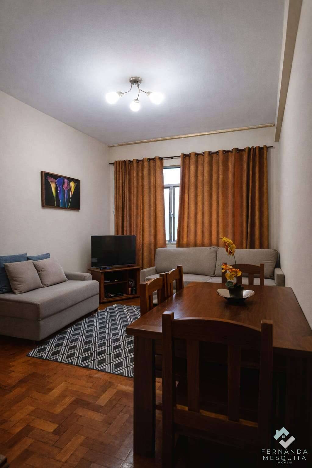 Aconchegante Apartamento de 2 Quartos com Piso em Taco de Madeira, Banheiro Amplo, Elevador e Vaga – Bairro do Alto, Teresópolis/RJ - Fernanda Mesquita Imóveis | Um novo capítulo pede um novo lar. Encontre aqui.