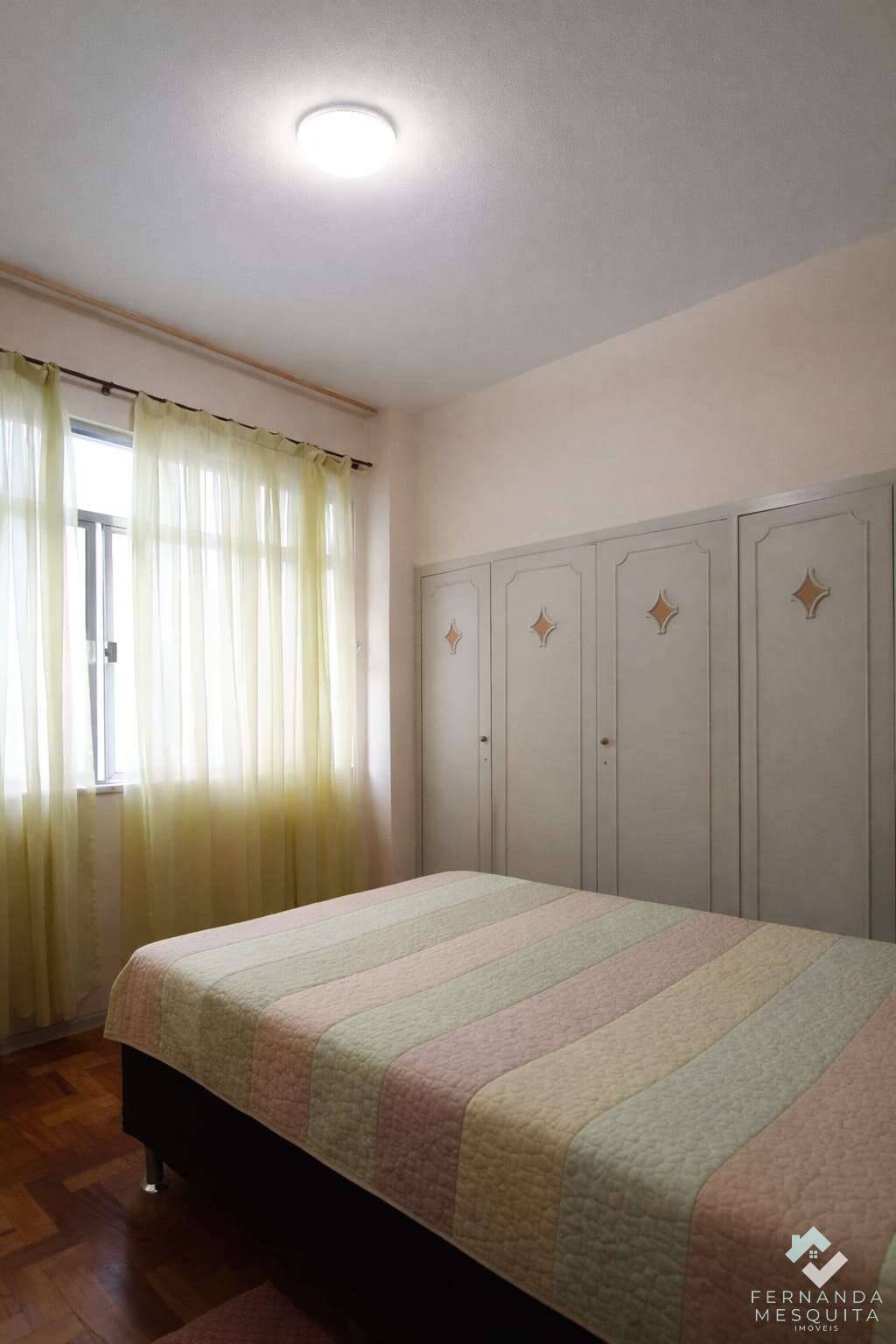  - Aconchegante Apartamento de 2 Quartos com Piso em Taco de Madeira, Banheiro Amplo, Elevador e Vaga – Bairro do Alto, Teresópolis/RJ