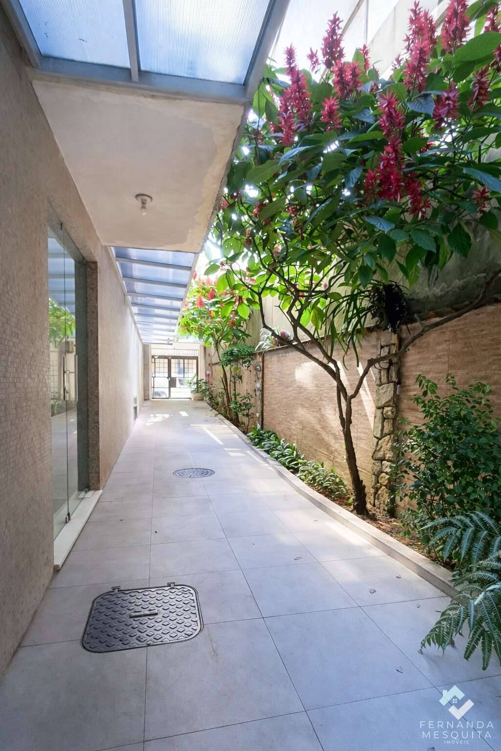  - Aconchegante Apartamento de 2 Quartos com Piso em Taco de Madeira, Banheiro Amplo, Elevador e Vaga – Bairro do Alto, Teresópolis/RJ