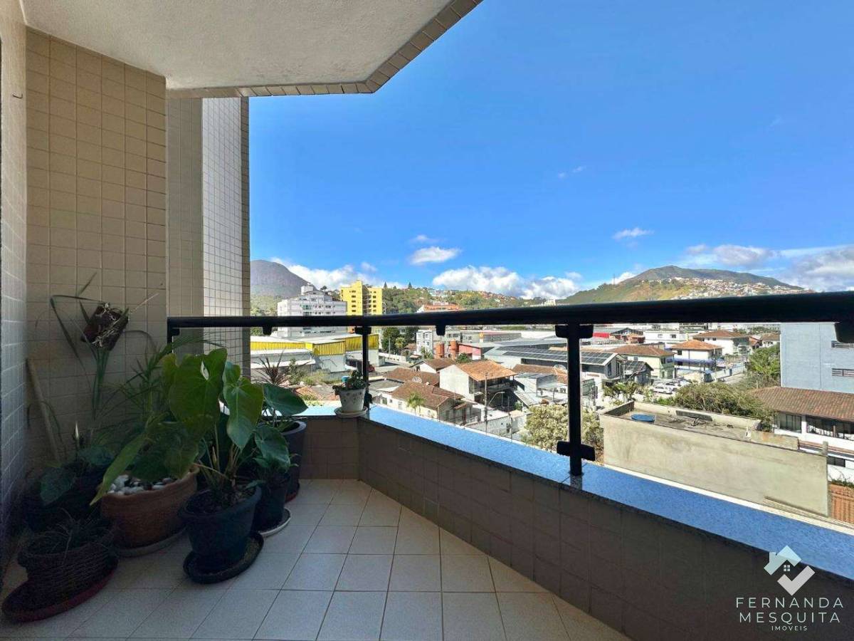  - Amplo Apartamento de 92 m² com 2 Quartos (1 Suíte) + Quarto Reversível, Varanda, Lazer Completo e Vaga – Várzea, Centro de Teresópolis/RJ
