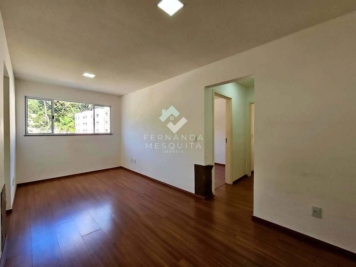 Apartamento para venda ou locação com 2 quartos - Pimenteiras,Teresópolis