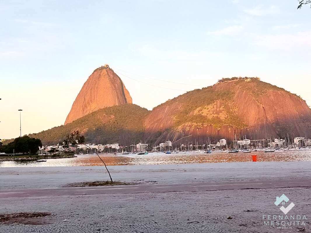  - Apartamento 3 Quartos à Venda em Botafogo RJ com Suíte e Vaga
