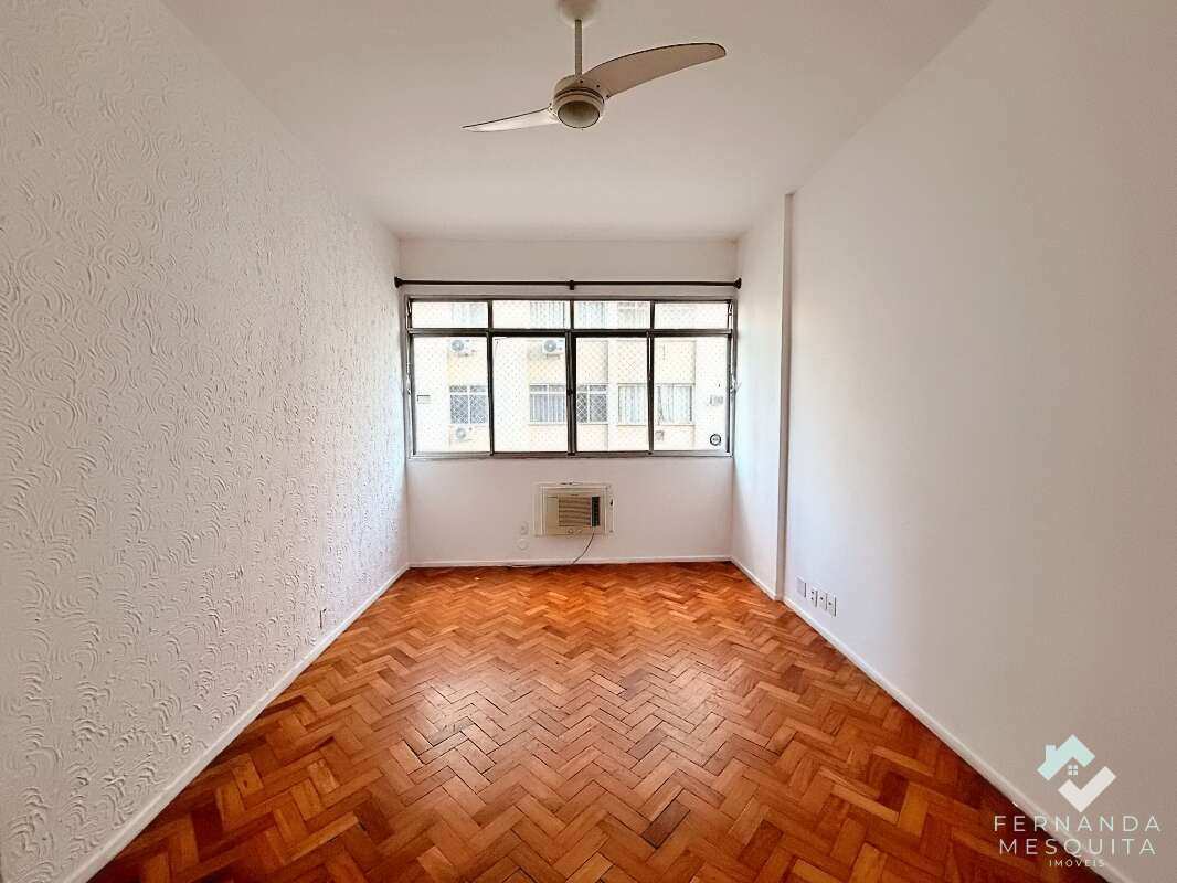  - Apartamento 3 Quartos à Venda em Botafogo RJ com Suíte e Vaga