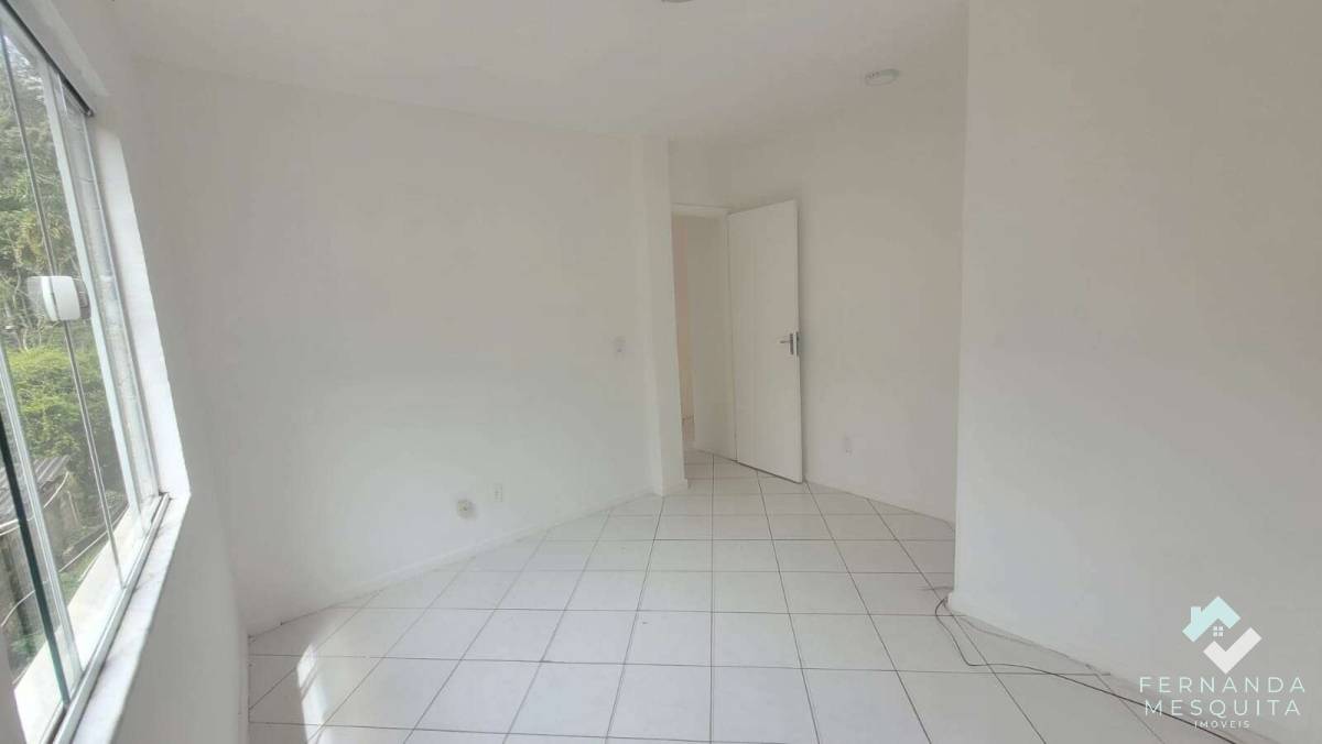 Apartamento à venda em Teresópolis, Barra do Imbuí, com 2 quartos, 50m² - Fernanda Mesquita Imóveis | Um novo capítulo pede um novo lar. Encontre aqui.