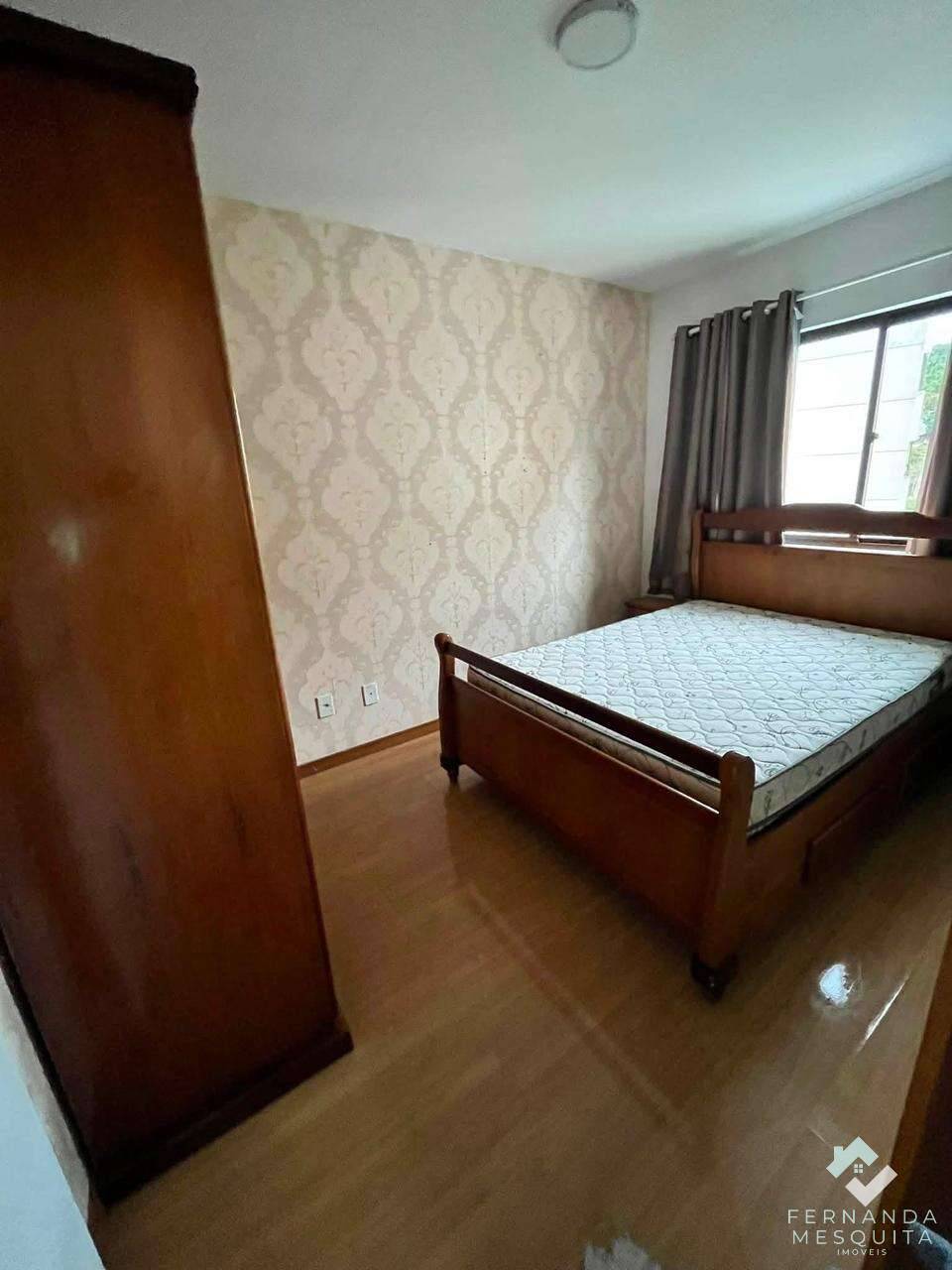  - Casa Moderna de 141 m² com Pé-Direito Duplo, 3 Suítes e Espaço Gourmet em Terreno de 440 m² – Bom Retiro, Teresópolis/RJ