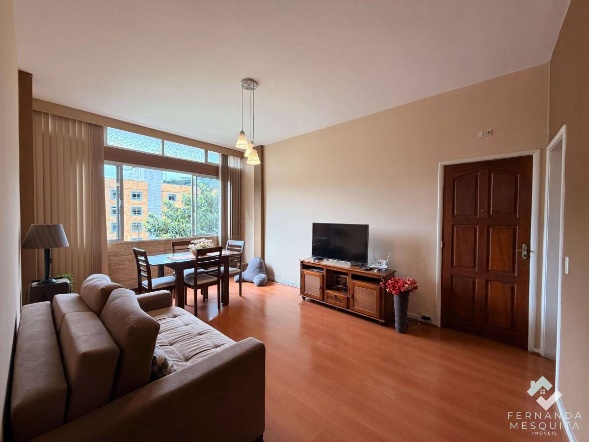  - Apartamento à venda no Taumaturgo em Teresópolis com piscina e lazer completo