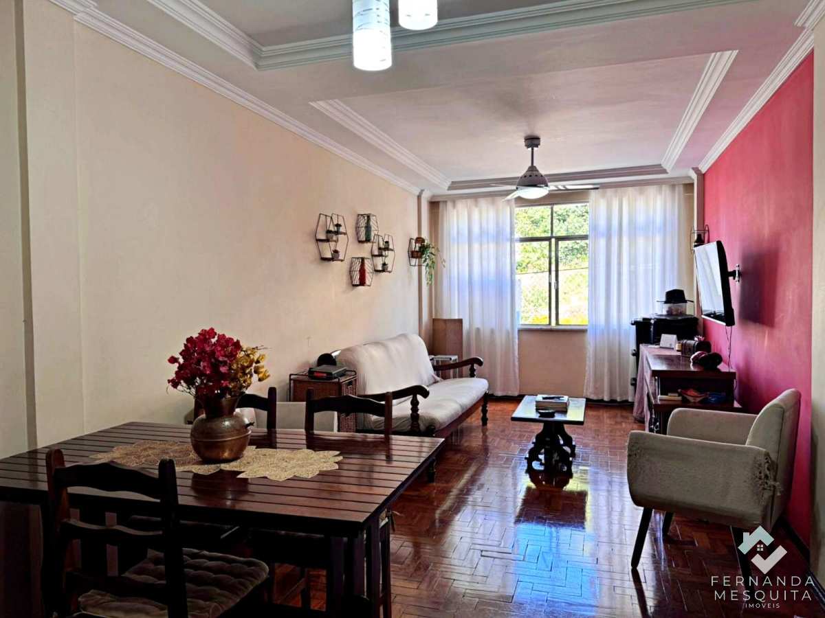 Apartamento com 2 Quartos à Venda na Barra do Imbuí – Teresópolis: Praticidade, Vista Aberta e Excelente Oportunidade! - Fernanda Mesquita Imóveis | Um novo capítulo pede um novo lar. Encontre aqui.