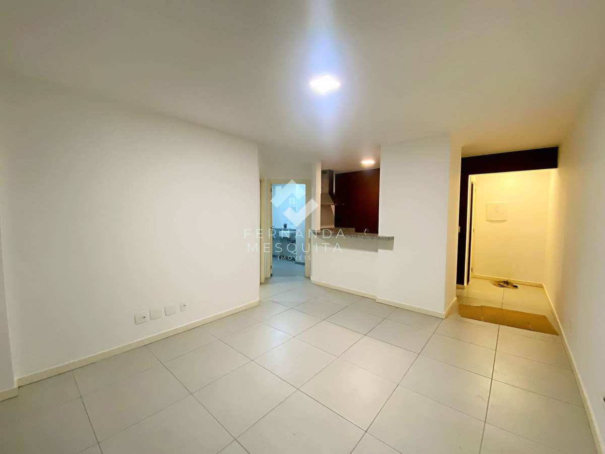  - Apartamento para Alugar no Alto em Teresópolis – 1 Quarto com Varanda, Garagem e Lazer Completo