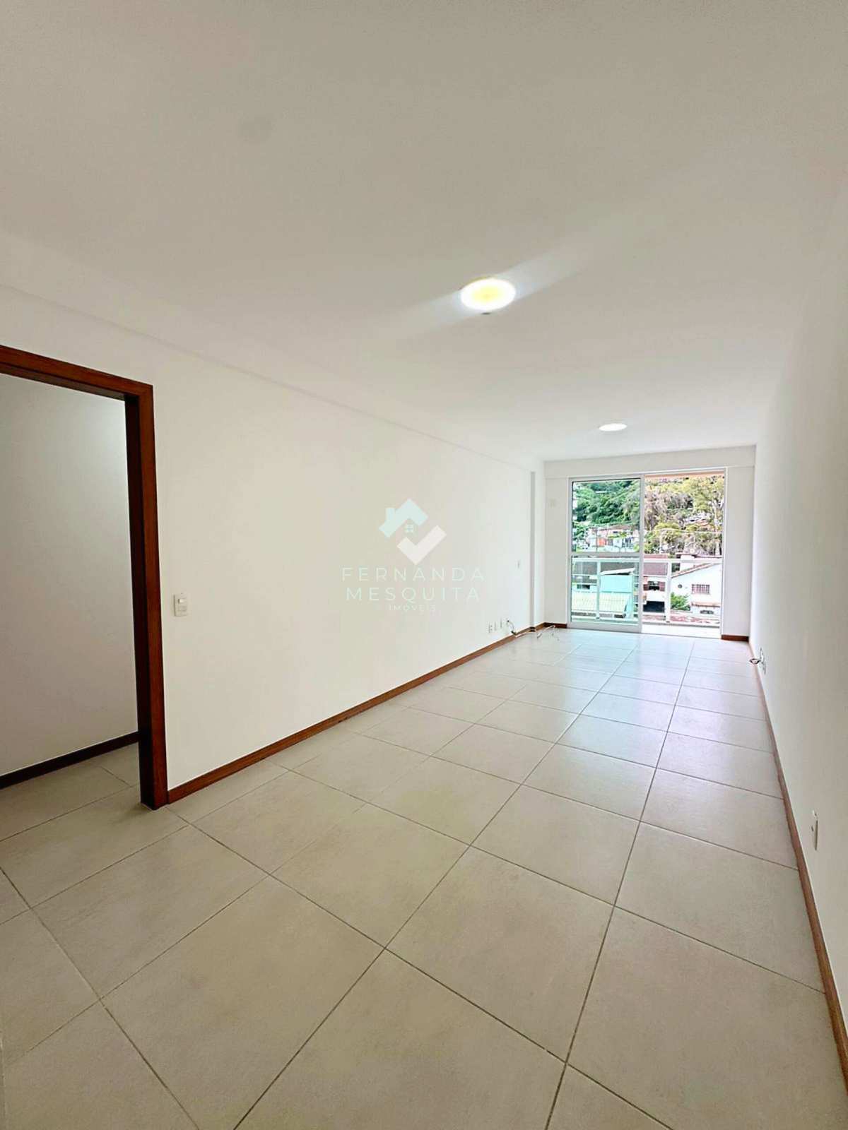  - Apartamento para Locação em Agriões – 88m², de Frente, com Suíte e Vaga