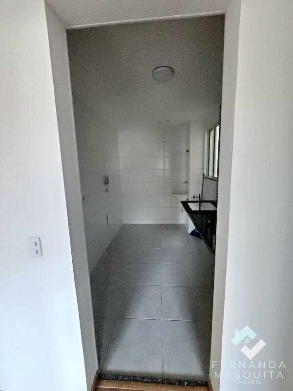  - Apartamento para Locação Reformado com Lazer Completo no Condomínio Arvoredo – Cascata do Imbuí, Teresópolis/RJ