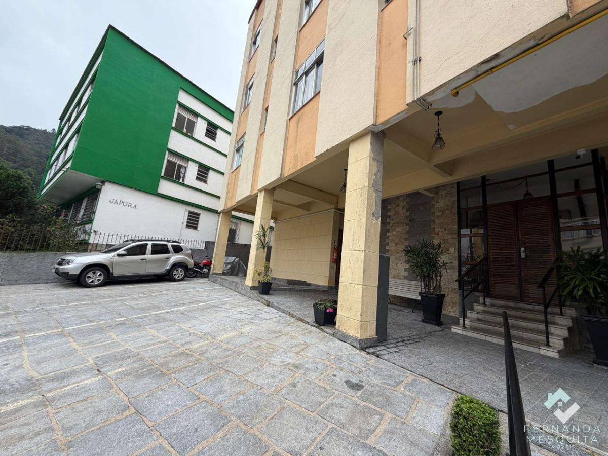  - Apartamento Quarto e Sala Prático e Funcional com 37 m² e Estacionamento – Teresópolis/RJ