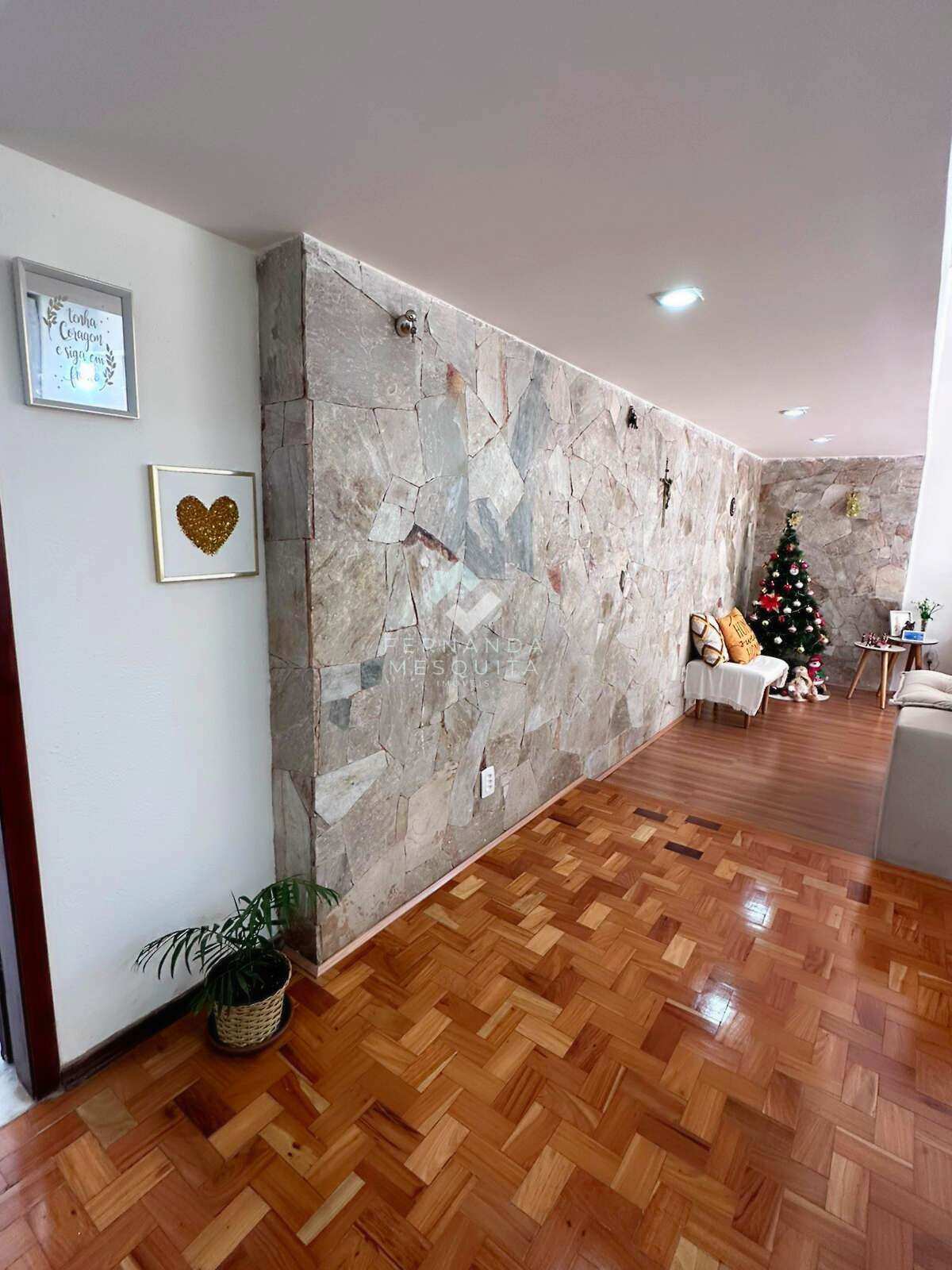  - Apartamento reformado 3 quartos à venda no Jardim Cascata – Próximo ao Alto e Centro