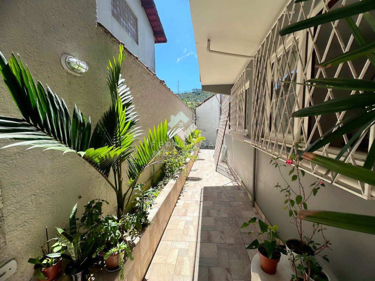 Apartamento à venda com 3 quartos - Jardim Cascata,Teresópolis
