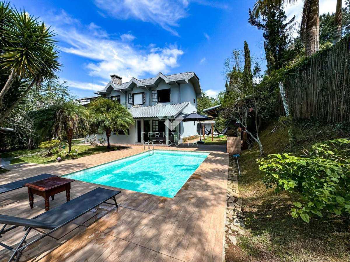 Casa de condomínio à venda com 4 quartos, 236m² - Albuquerque,Teresópolis