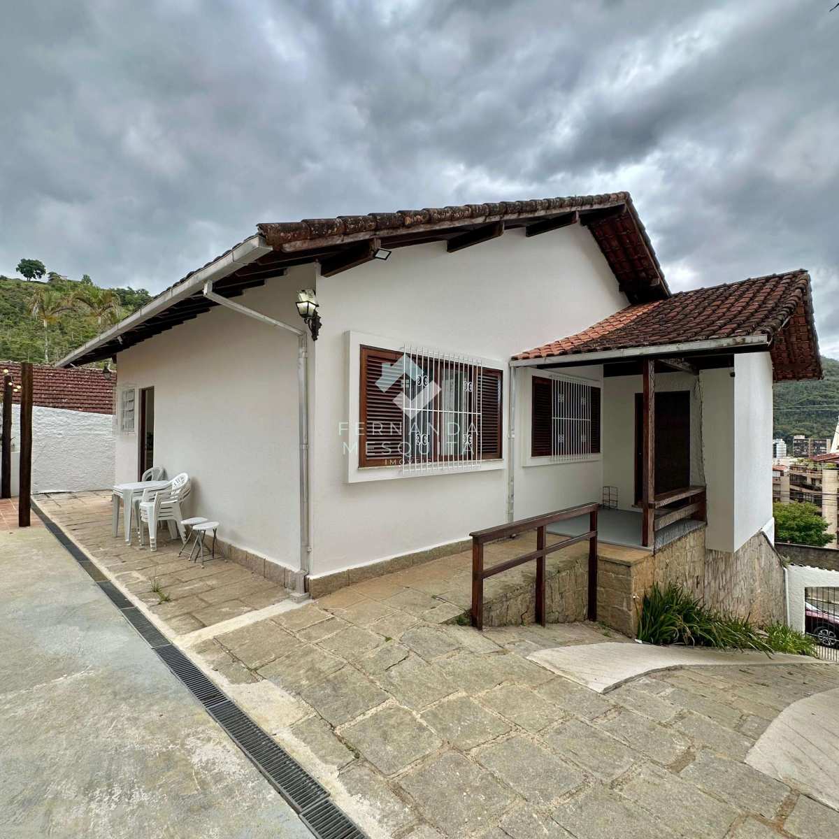 Casa à venda com 3 quartos, 100m² - Parque São Luiz,Teresópolis