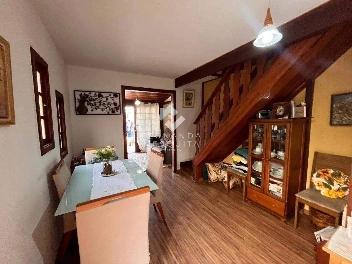 Casa à venda com 2 quartos, 86m² - Foto 9