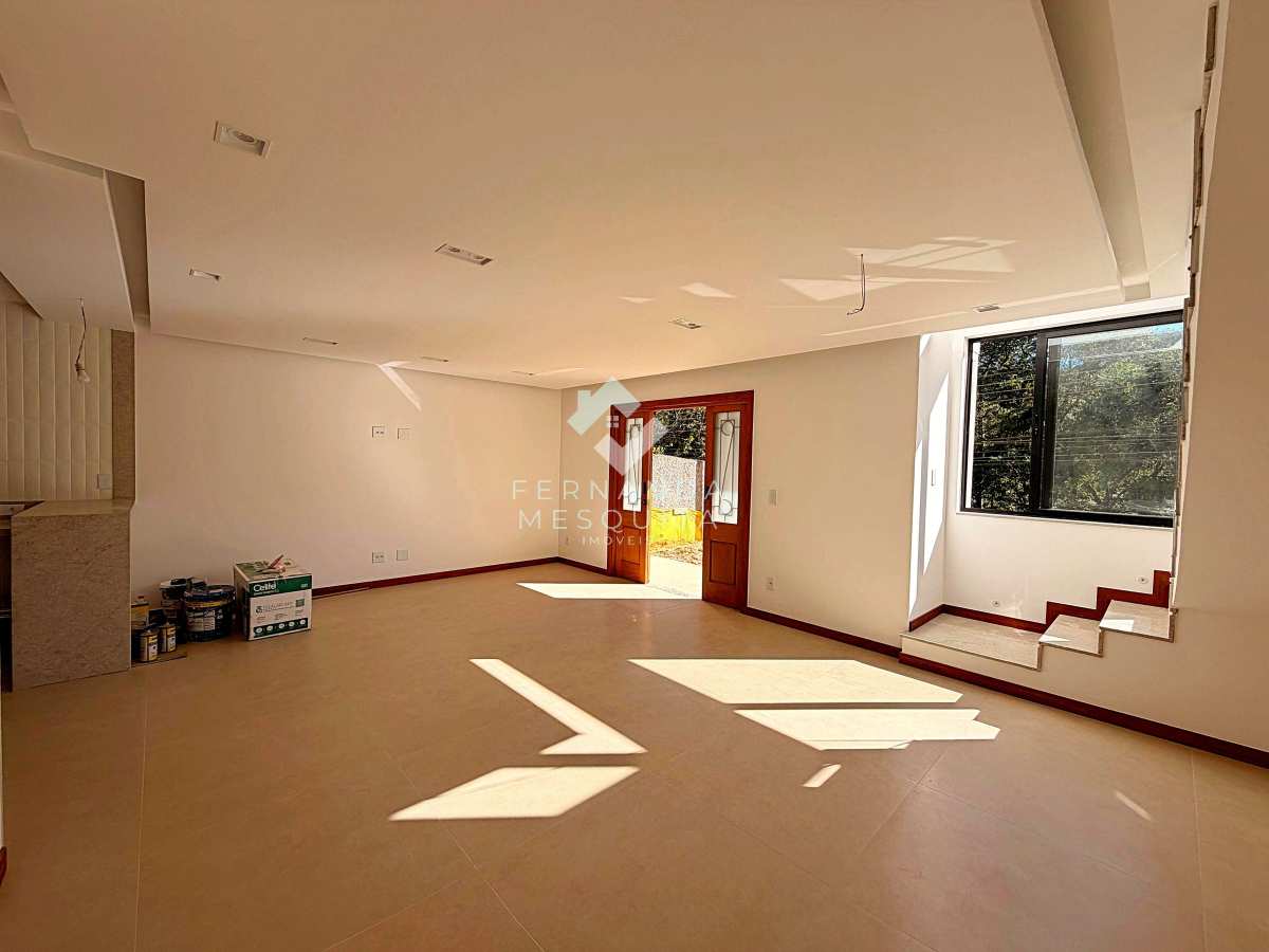 Casa de condomínio à venda com 3 quartos, 182,79m² - Carlos Guinle,Teresópolis