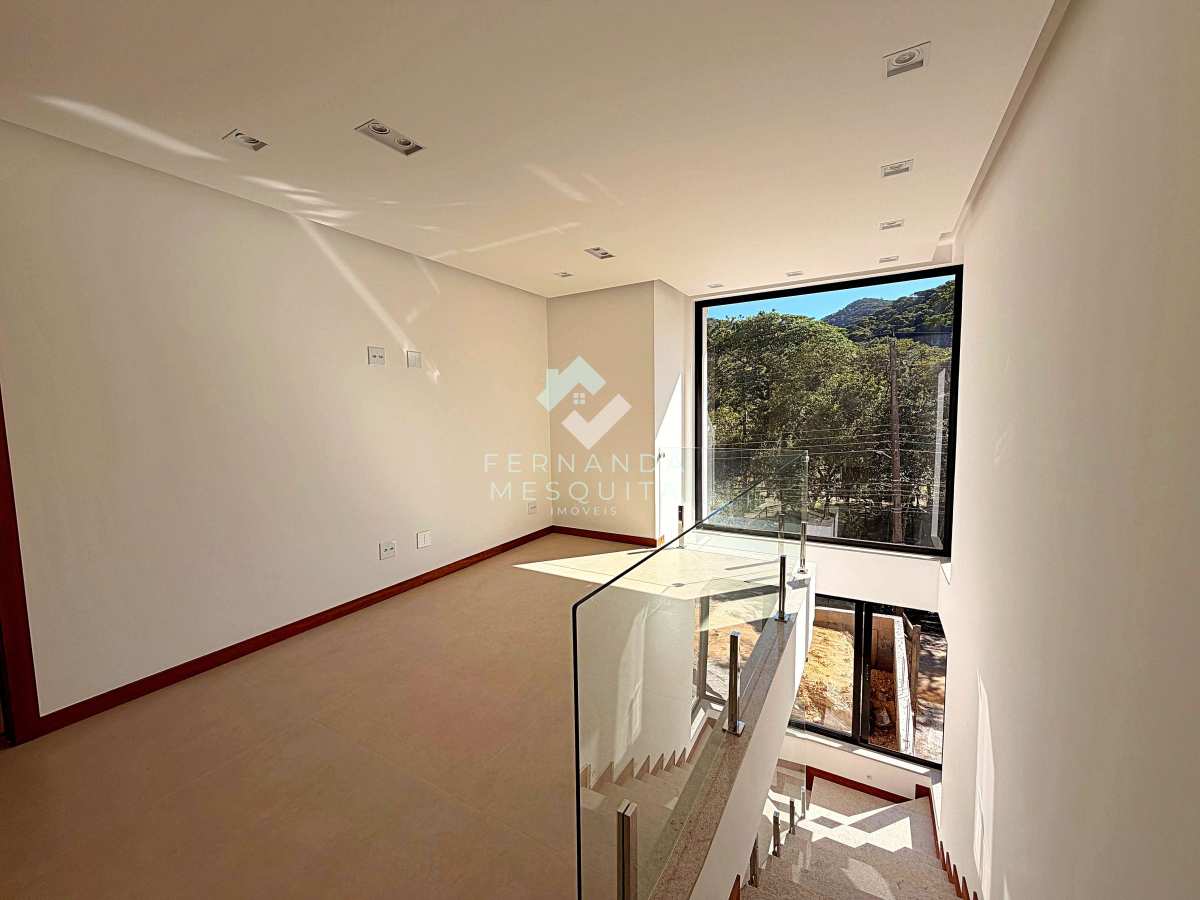 Casa de condomínio à venda com 3 quartos, 182,79m² - Carlos Guinle,Teresópolis