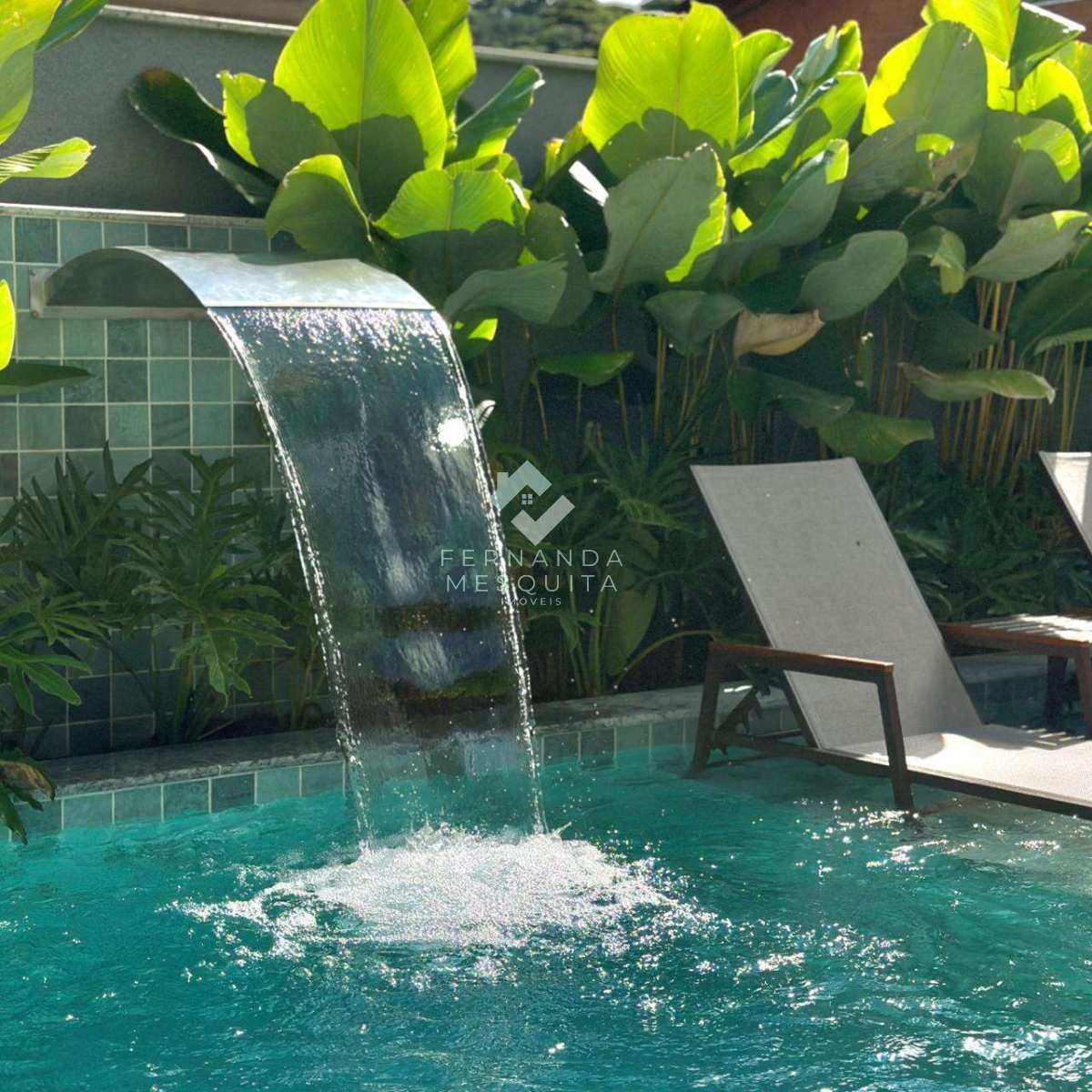 Casa à venda com 4 quartos, 400m² - Carlos Guinle,Teresópolis