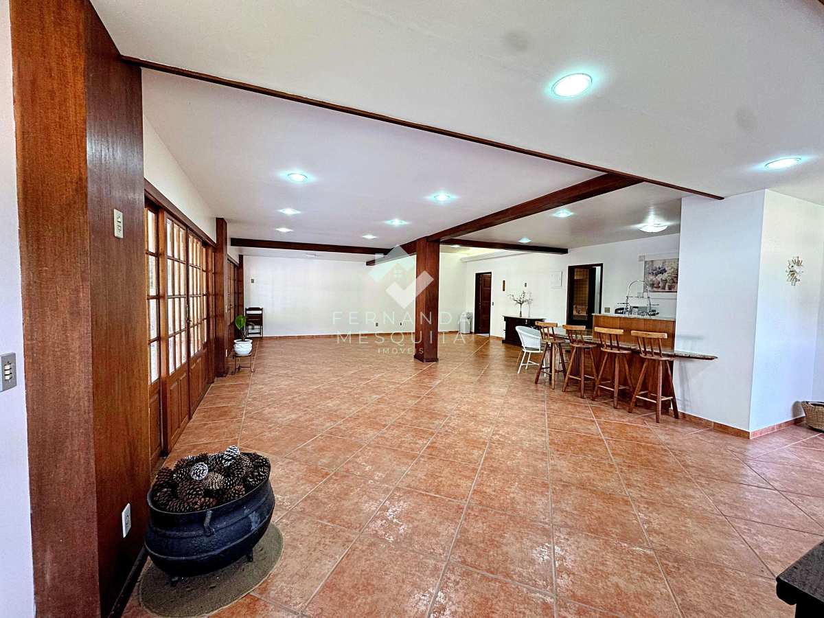  - Casa de Alto Padrão à Venda no Comary, Teresópolis – 5 Quartos, Lazer Completo e Vista Deslumbrante