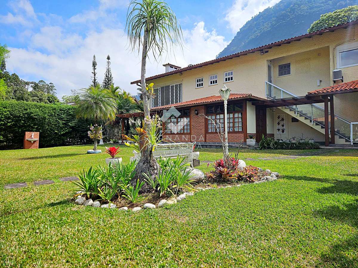 Casa de condomínio à venda com 5 quartos - Carlos Guinle,Teresópolis