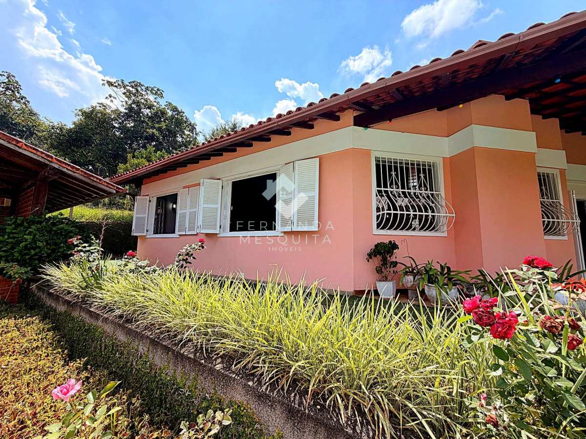  - Casa de Alto Padrão à Venda no Green Valley em Albuquerque – Teresópolis RJ
