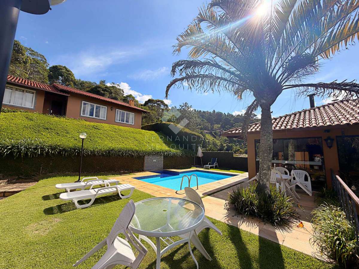 Casa de condomínio à venda com 5 quartos, 1996,00m² - Green Valleiy,Teresópolis