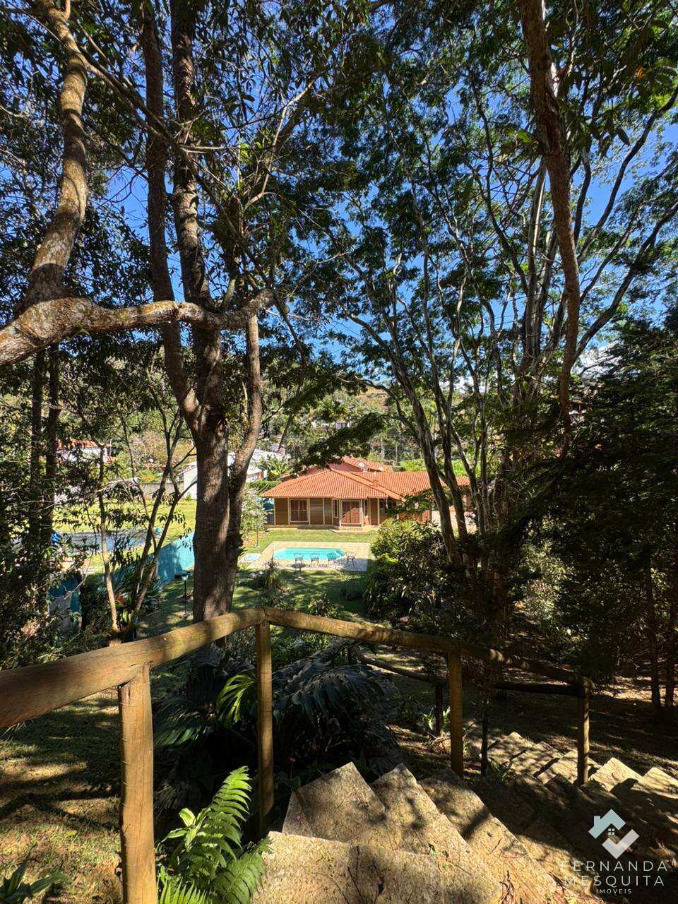 - Casa de Campo com Piscina e Casa de Hóspedes à Venda em Albuquerque, Teresópolis