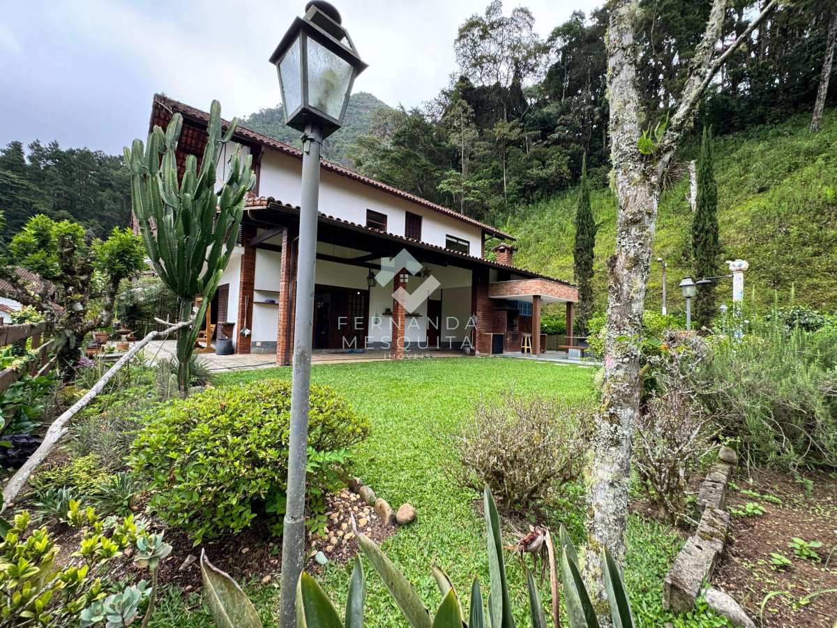 Casa de condomínio à venda com 3 quartos, 203m² - Granja Guarani,Teresópolis