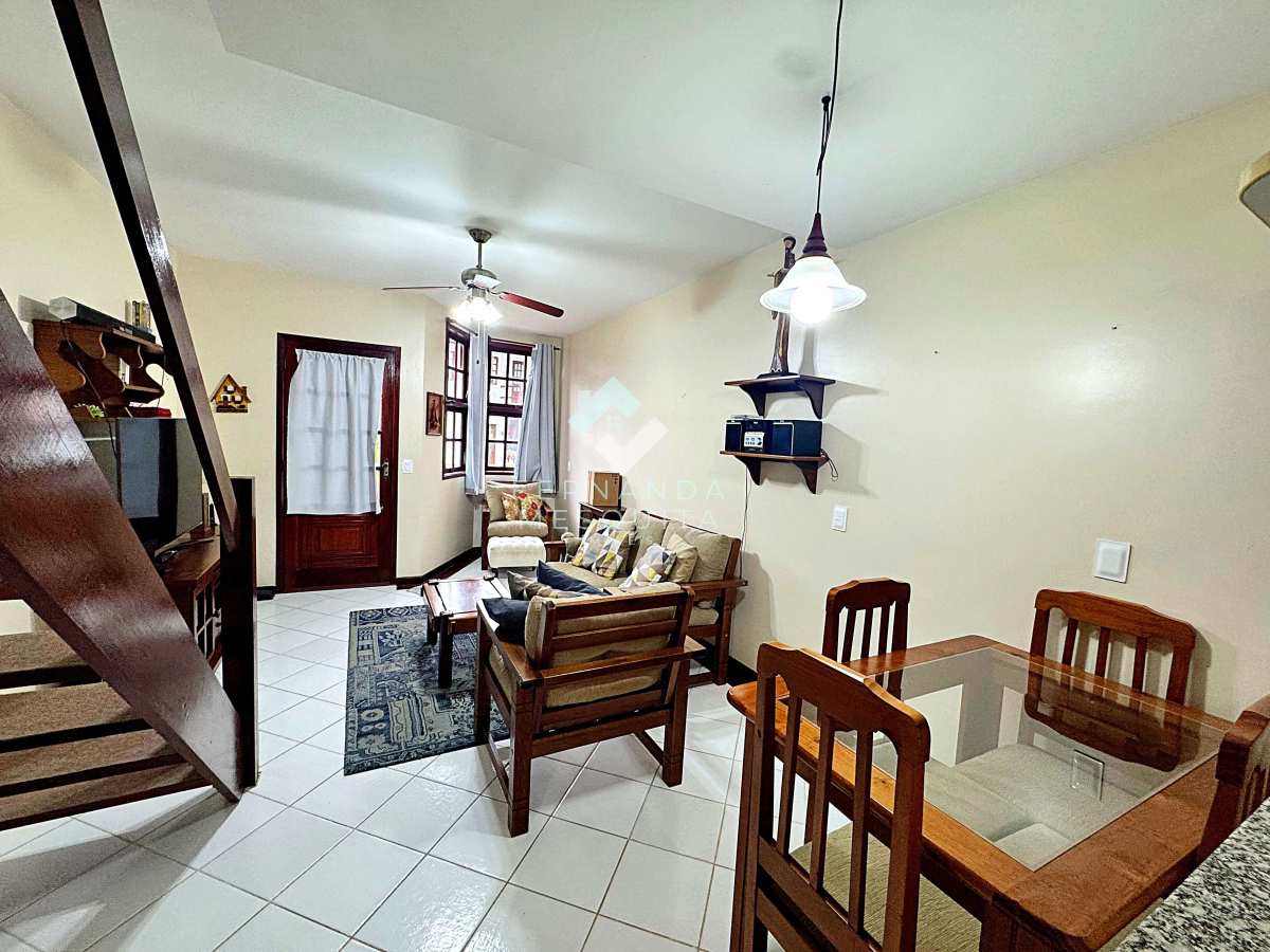 Casa de condomínio para venda ou locação com 2 quartos, 70m² - Parque do Imbuí,Teresópolis