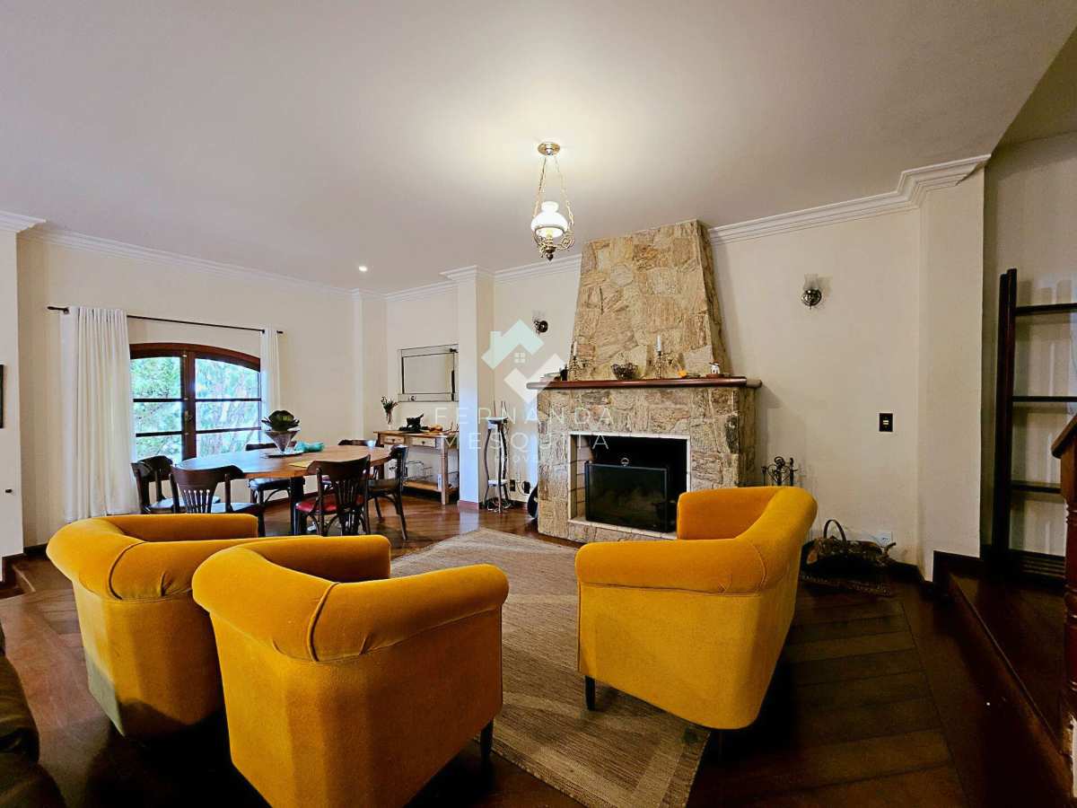  - Casa em condomínio à venda em Albuquerque Teresópolis com 4 quartos piscina e vista para montanhas