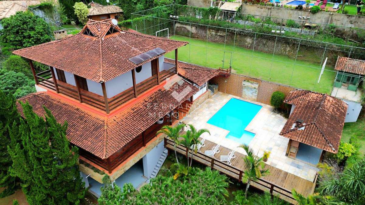 Casa em condomínio à venda em Albuquerque Teresópolis com 4 quartos piscina e vista para montanhas - Fernanda Mesquita Imóveis em Teresópolis/RJ