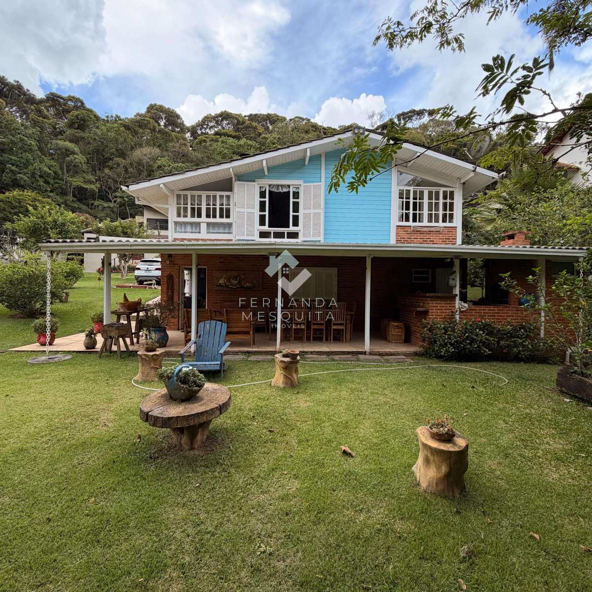  - Casa em Condomínio com Vista para o Lago à Venda em Teresópolis RJ