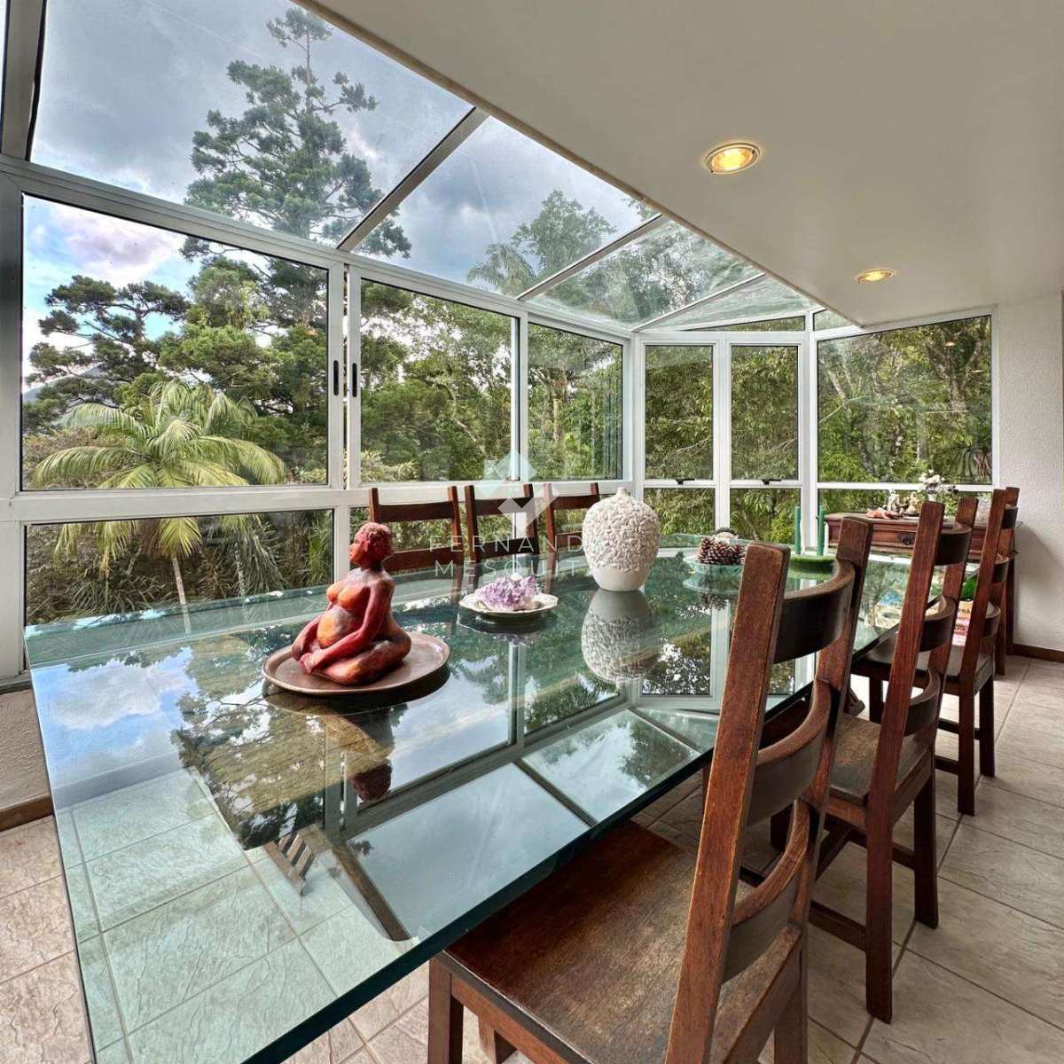 Casa de condomínio à venda com 5 quartos, 322m² - Carlos Guinle,