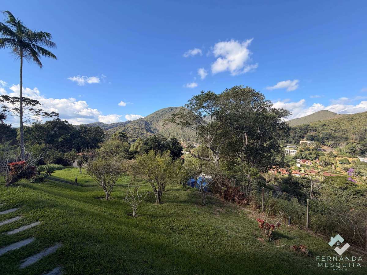  - Casa em Condomínio no Green Valley Teresópolis com 4 Quartos, Vista Panorâmica e Terreno 2.260m²