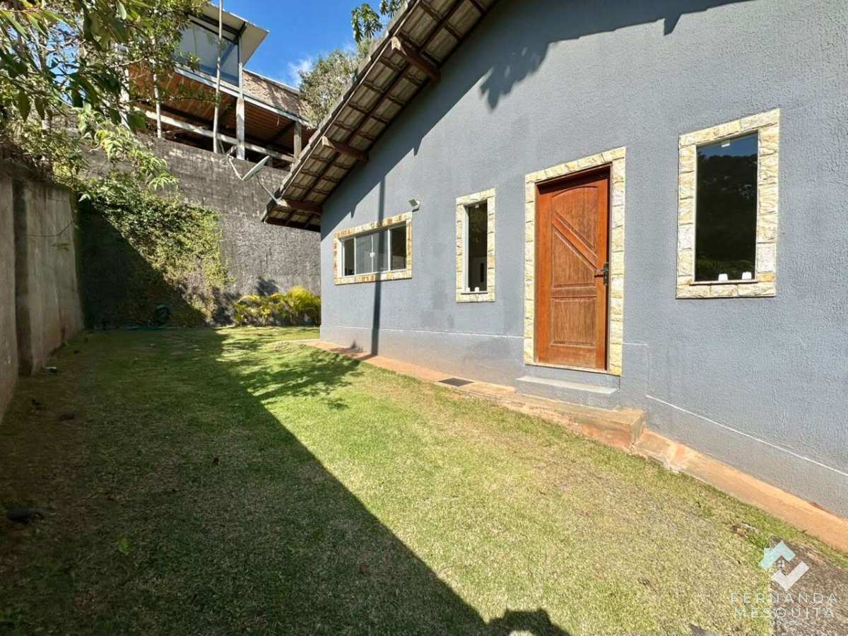  - Casa Linear à Venda em Condomínio Fechado com Lazer Completo em Vargem Grande, Teresópolis/RJ