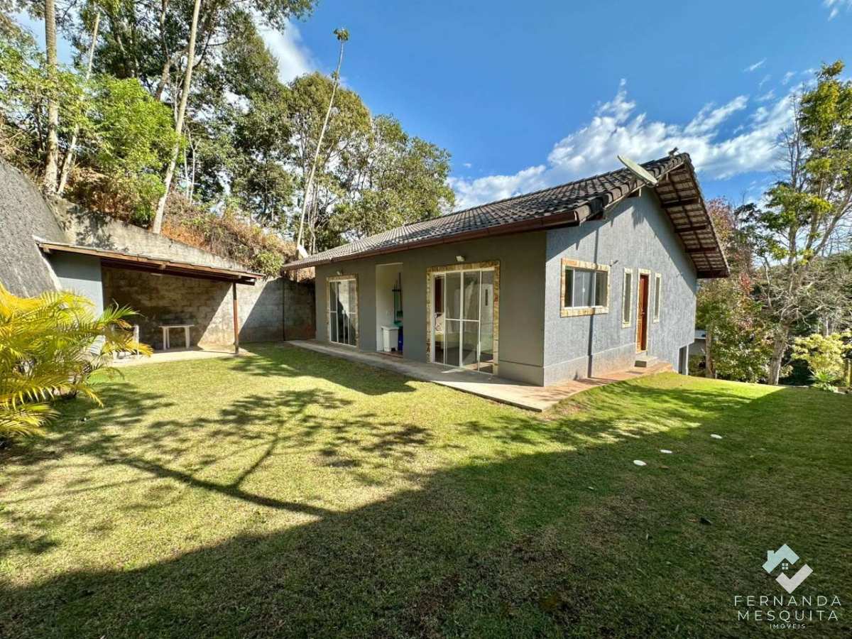  - Casa Linear à Venda em Condomínio Fechado com Lazer Completo em Vargem Grande, Teresópolis/RJ