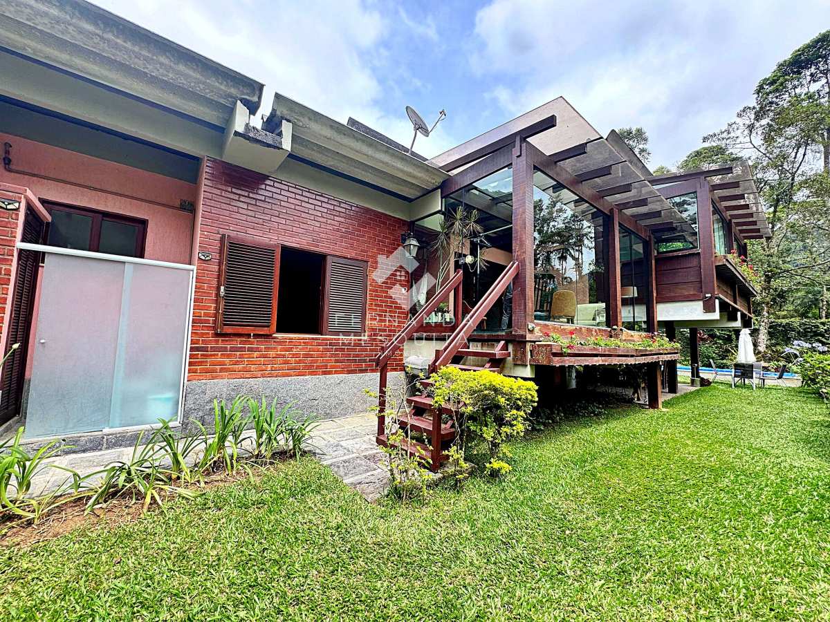 Casa de condomínio à venda com 5 quartos, 280m² - Granja Guarani,Teresópolis