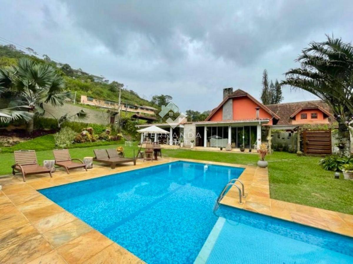 Casa à venda com 4 quartos, 150,00m² - Albuquerque,Teresópolis