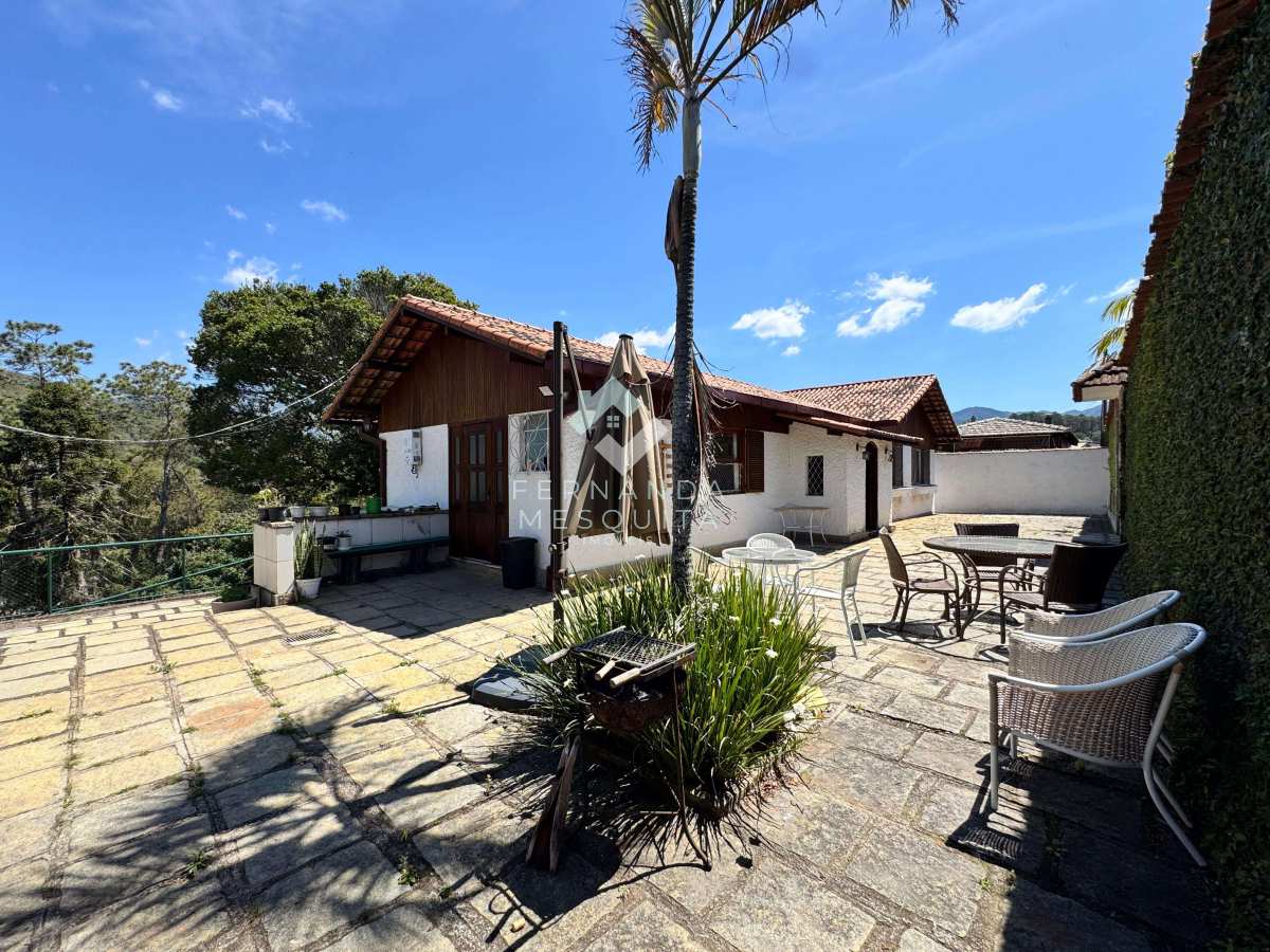 Casa para venda ou locação com 4 quartos, 160,00m² - Cascata do Imbuí,Teresópolis