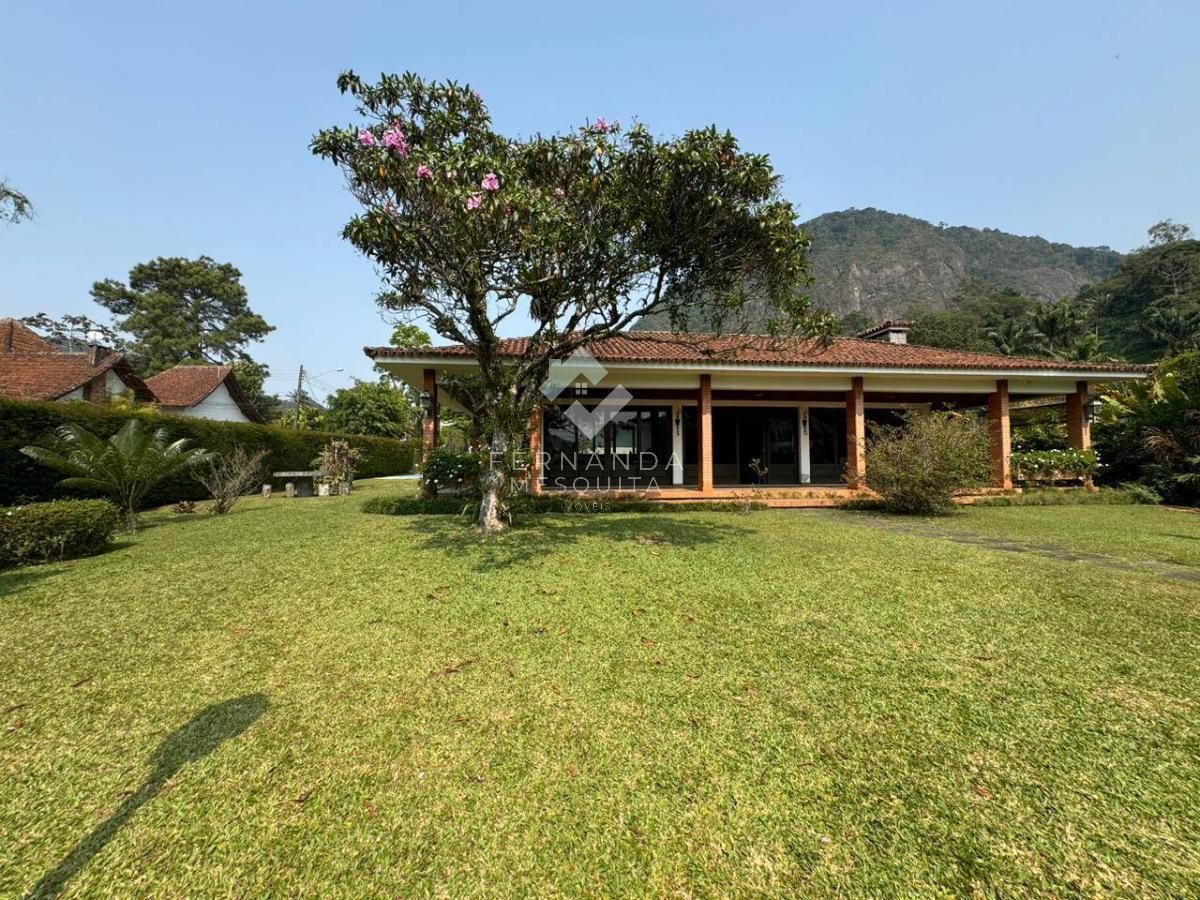 Casa de condomínio à venda com 3 quartos, 268,00m² - Carlos Guinle,Teresópolis