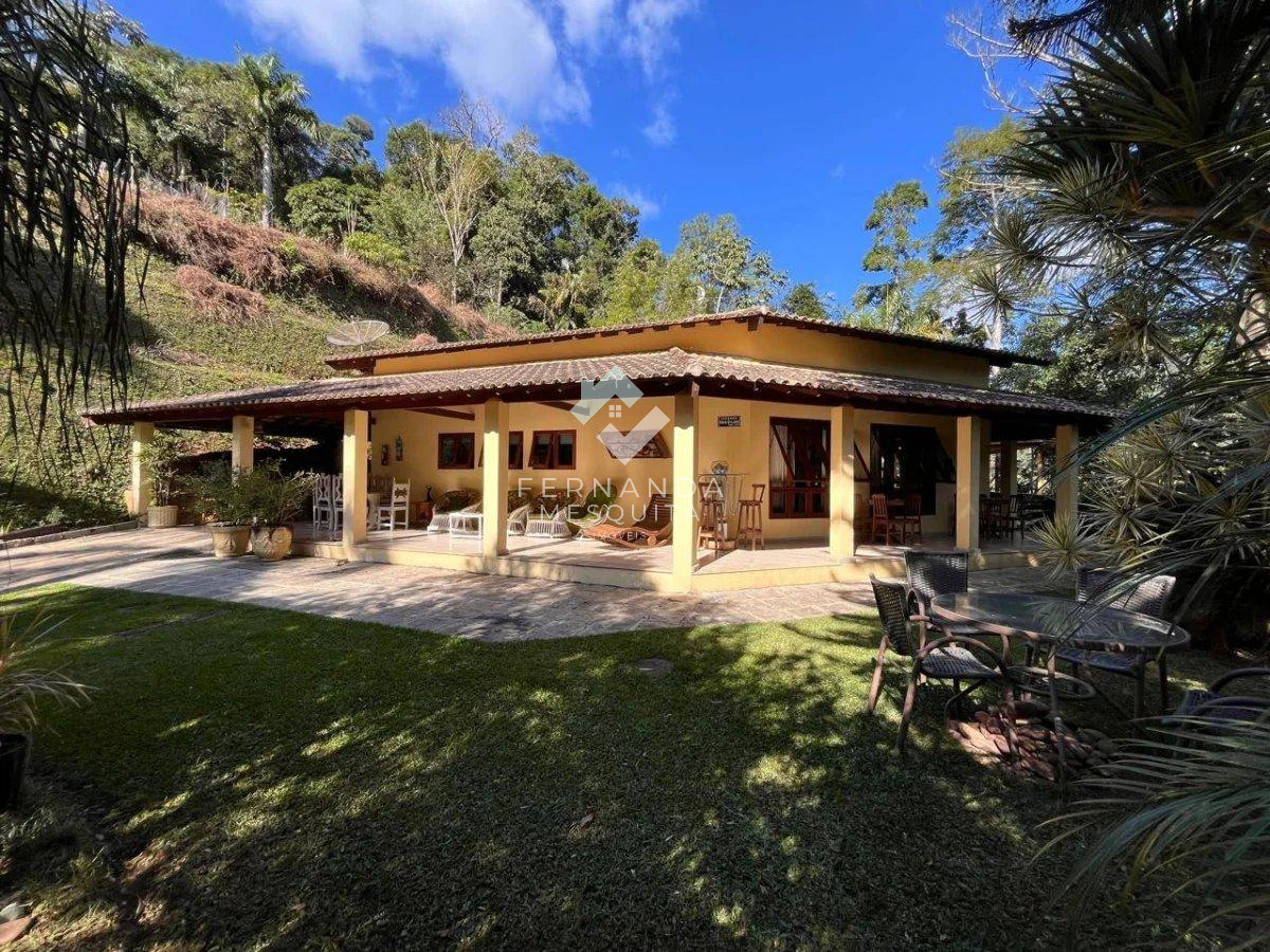Casa de condomínio à venda com 3 quartos, 350m² - Fazenda Boa Fé,Teresópolis