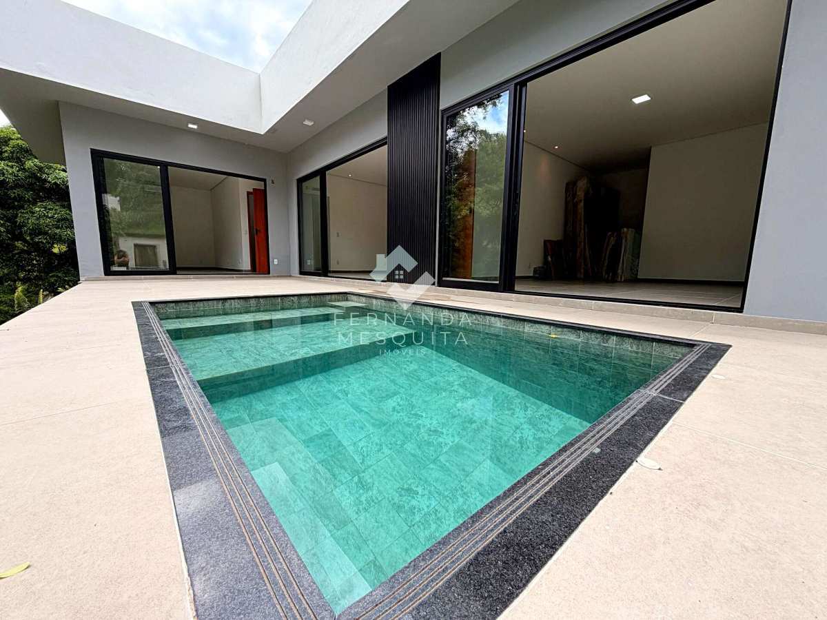  - Casa linear nova em condomínio fechado com lazer completo no Limoeiro – Guapimirim/RJ