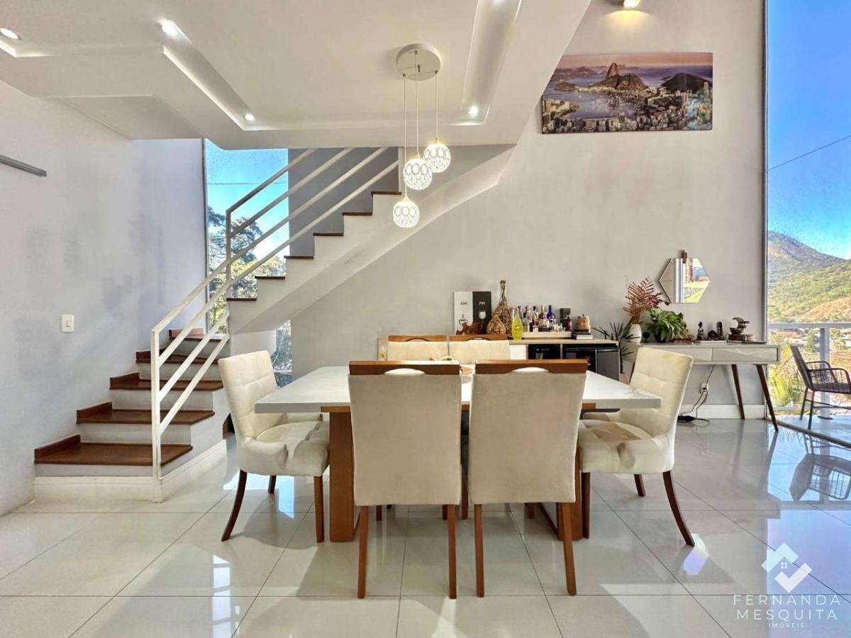 Casa de condomínio à venda com 3 quartos, 141,84m² - Bom Retiro,Teresópolis