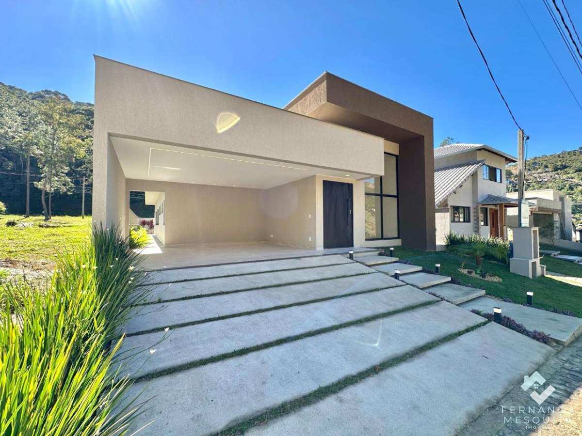 - Casa Nova de Alto Padrão com 3 Suítes e Lazer Completo a 5 Minutos do Centro de Teresópolis