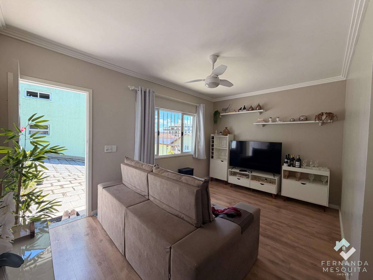 Casa de condomínio para venda ou locação com 4 quartos, 98m² - Taumaturgo,Teresópolis