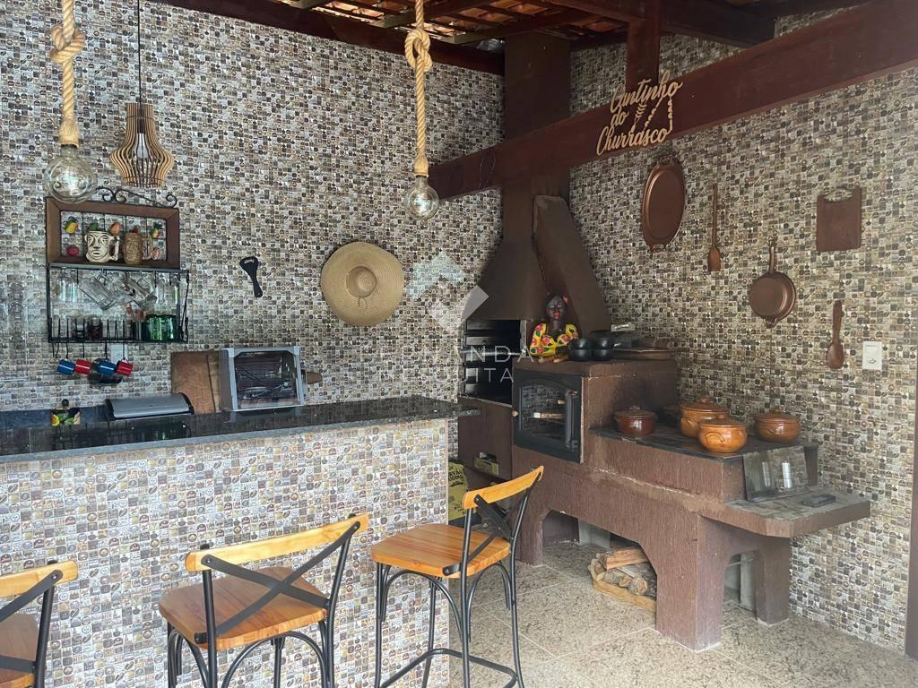 Chácara à venda com 3 quartos, 2100m² - Foto 31