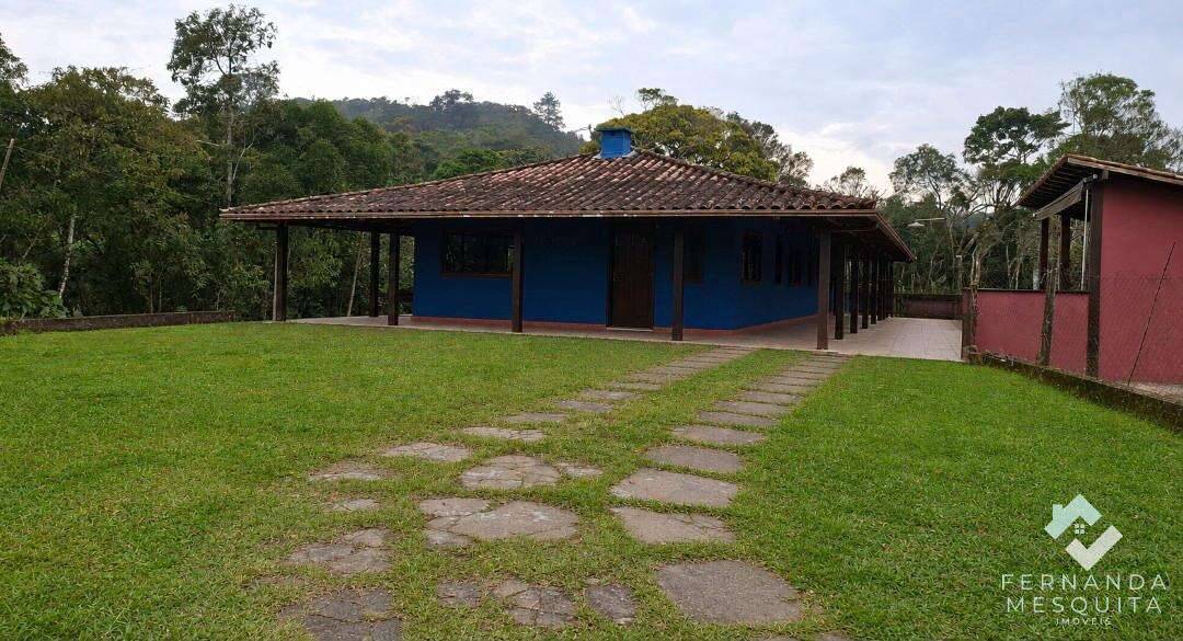 Chácara à venda com 3 quartos, 80,00m² - Fazenda Inglesa,Petrópolis