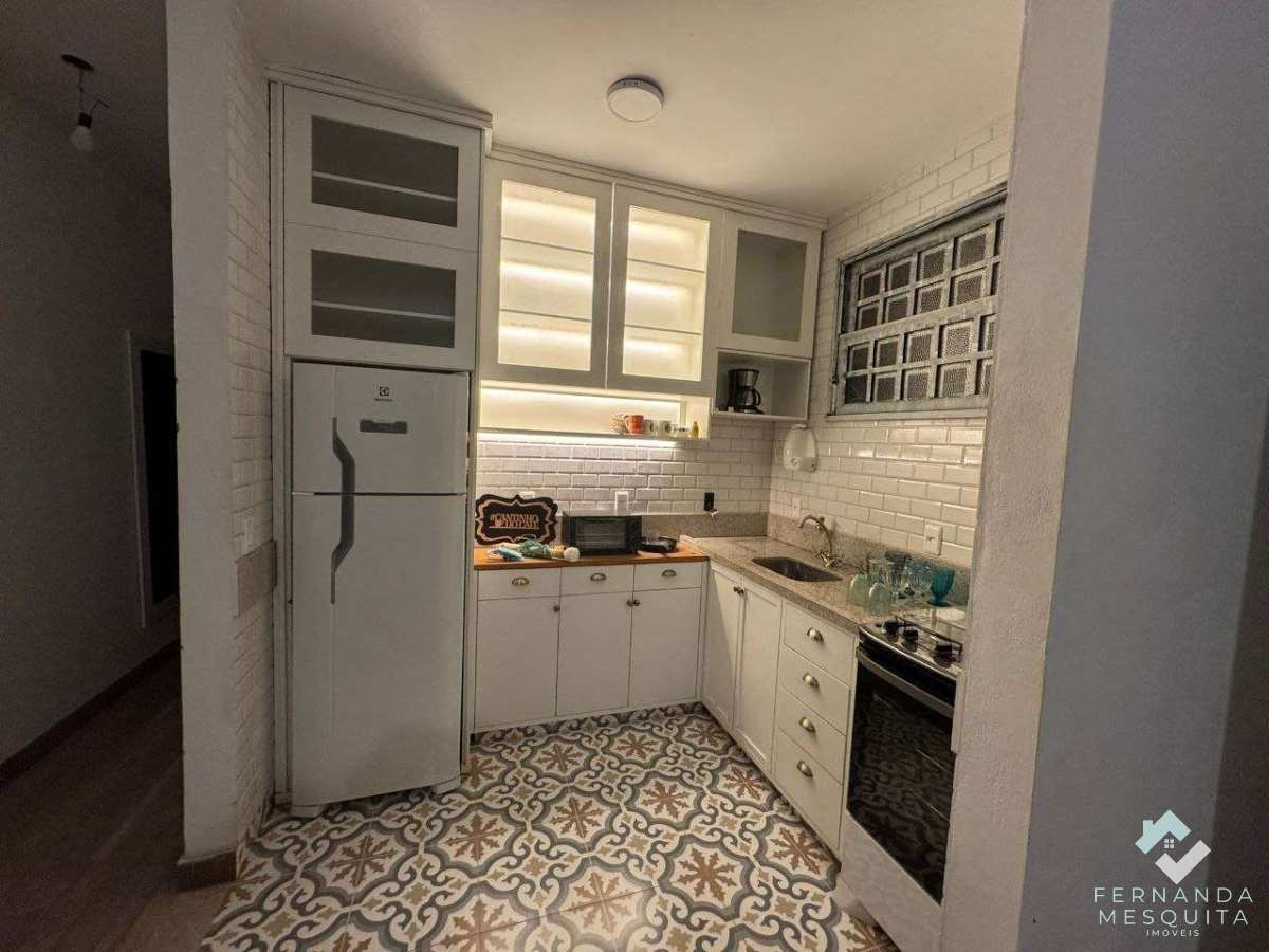  - Chácara de Alto Padrão à Venda em Albuquerque Teresópolis com 10 Dormitórios, Piscina e 2.500 m² Construídos